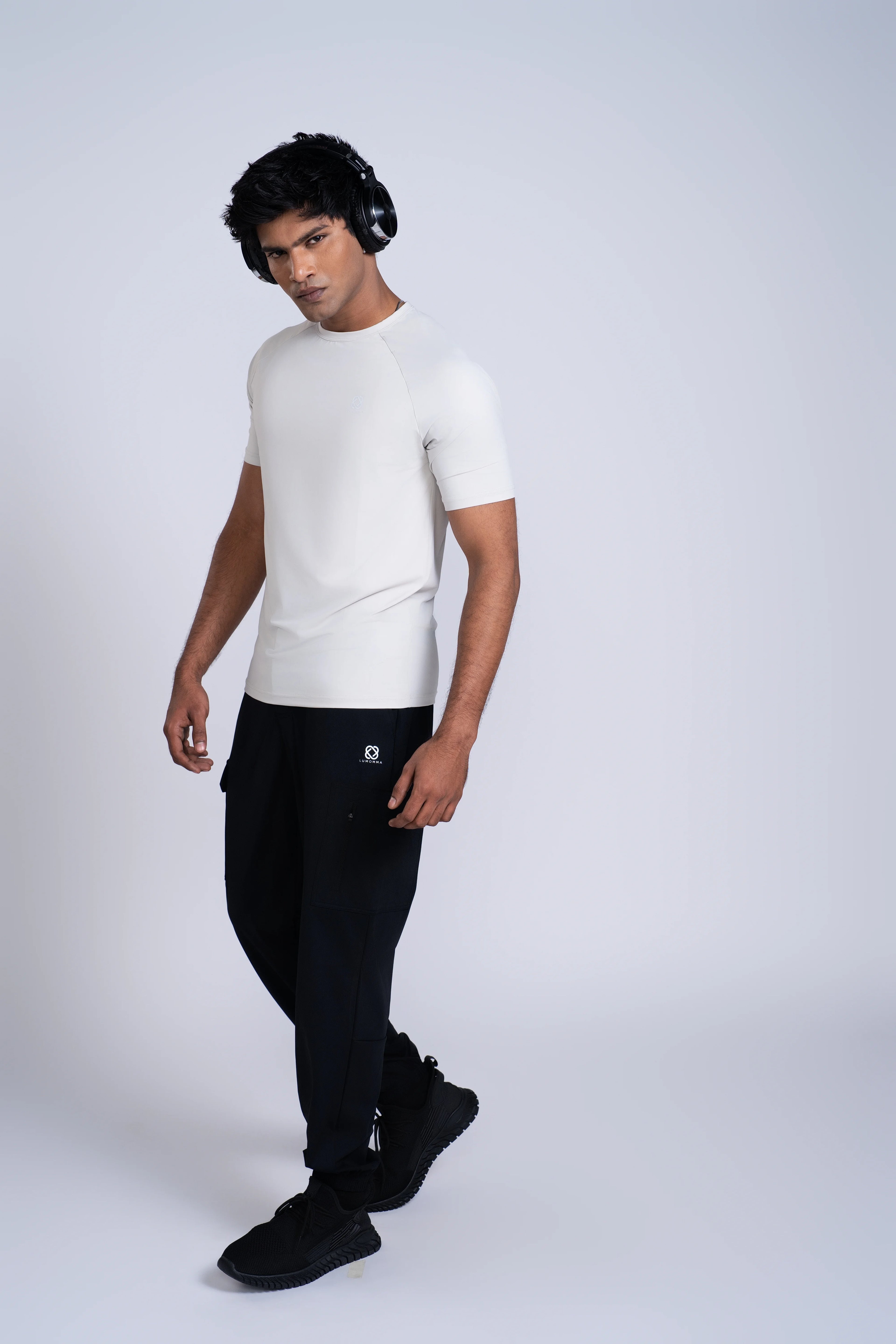 Aura Fit Joggers | Black
