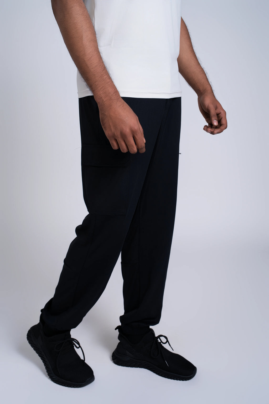 Aura Fit Joggers | Black