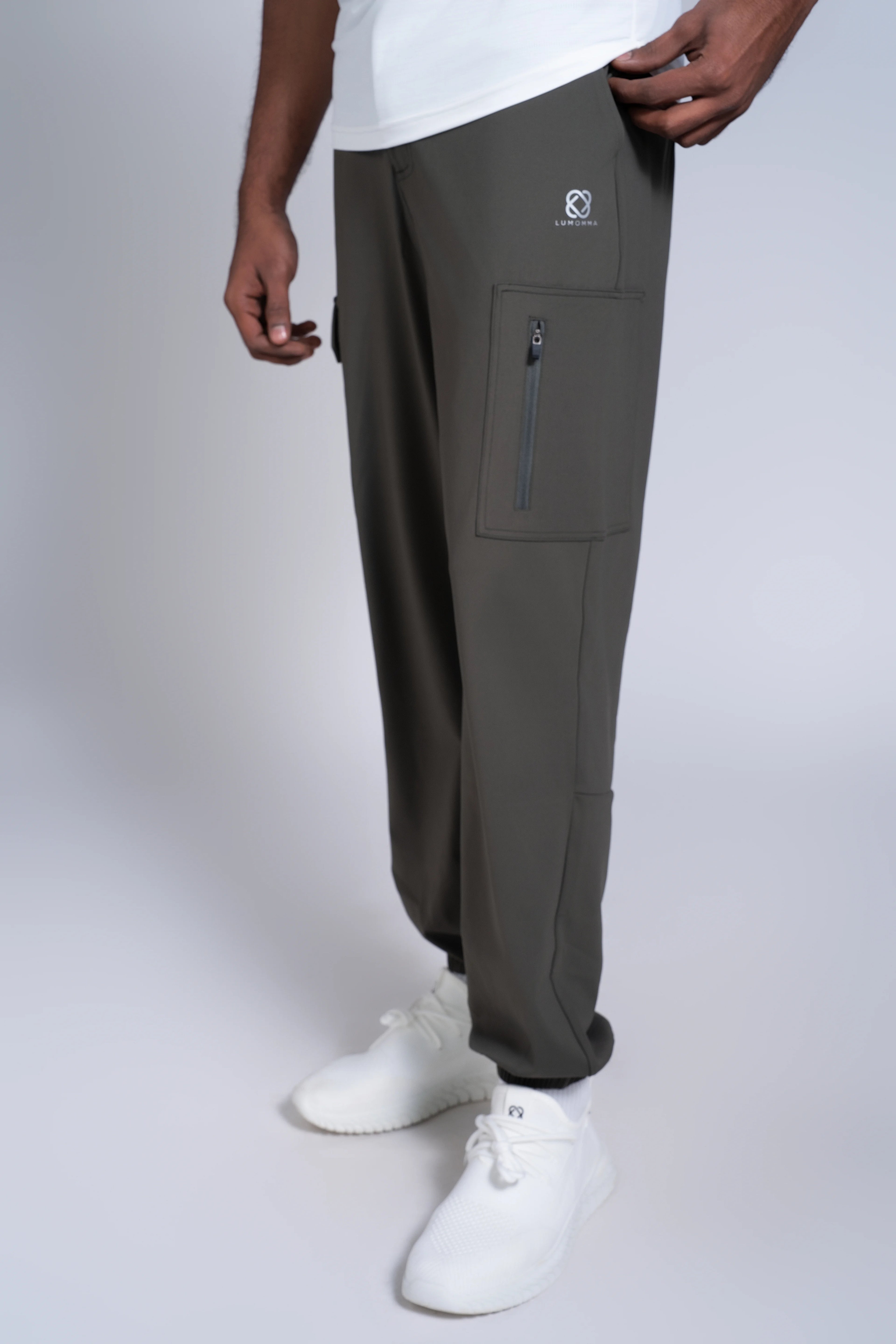 Aura Fit Joggers | Sage Green