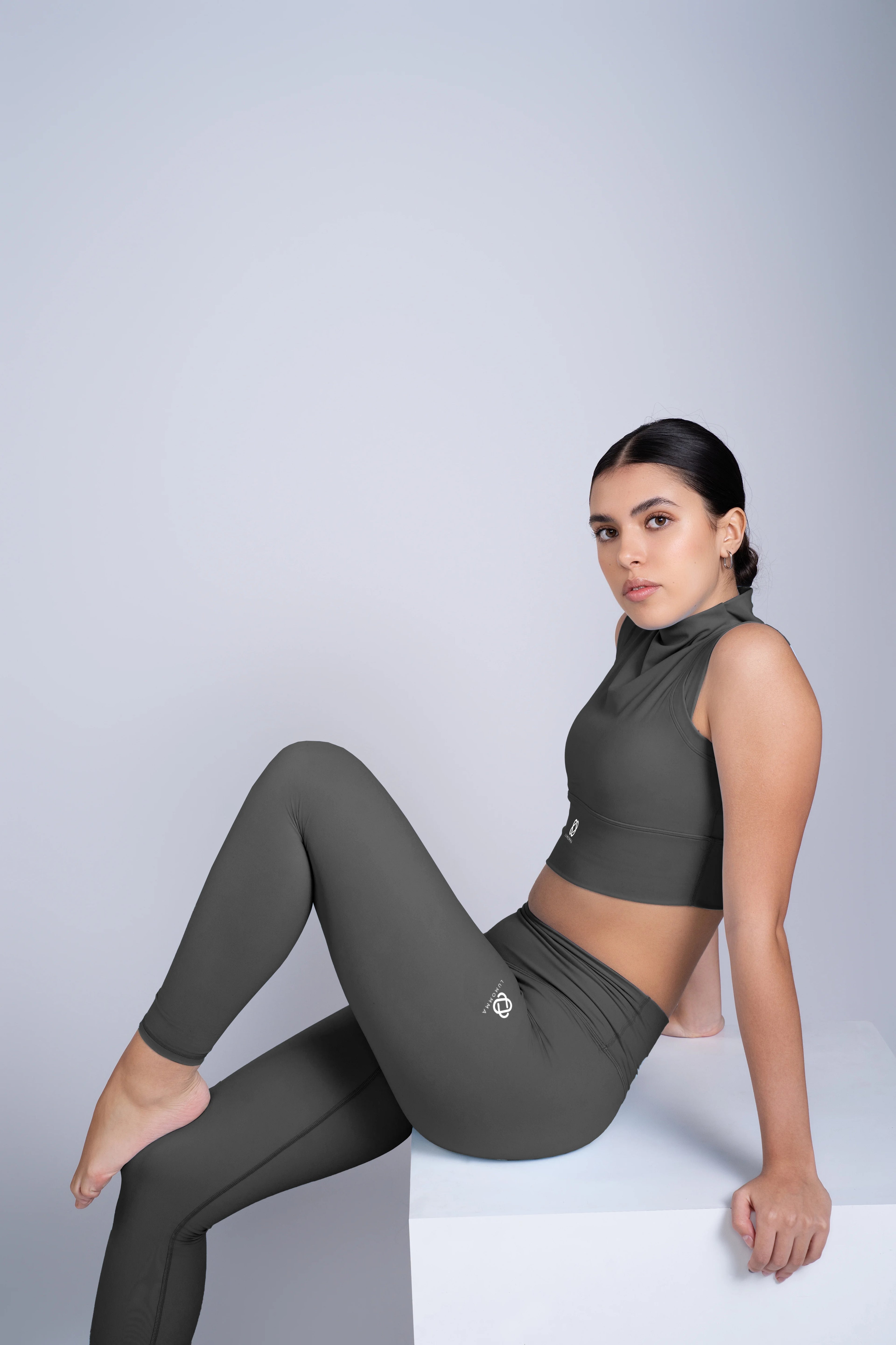 Move Yoga Pants | Onyx Grey